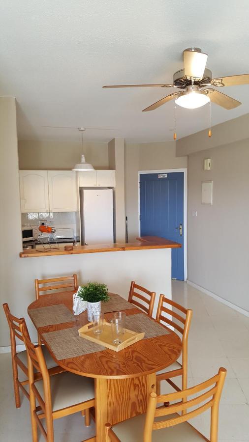 Regina Gardens 205 Block 7 Apartment Paphos Bagian luar foto